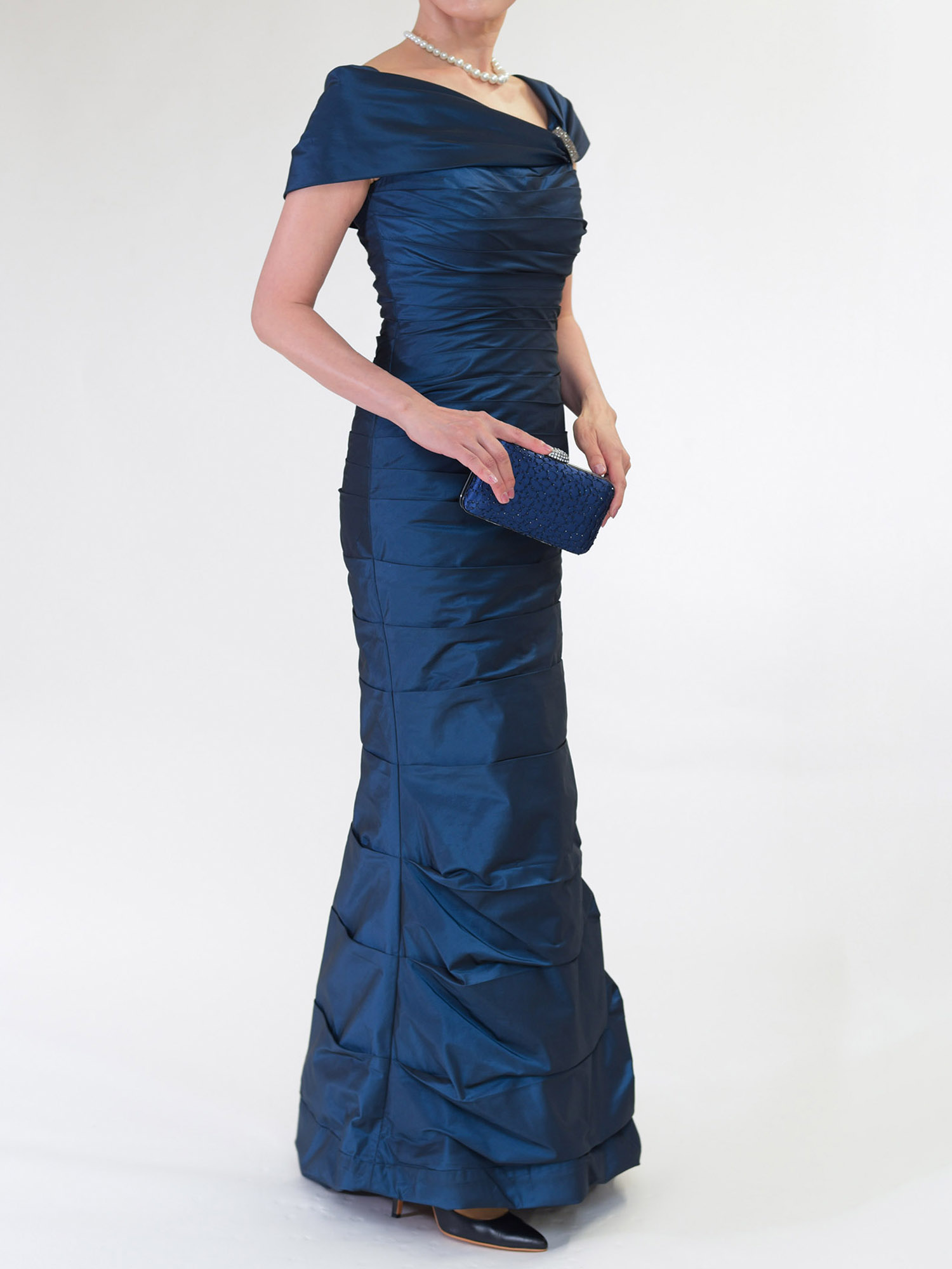 結婚式の新郎の母の衣装｜ザ クラシカ ベイリゾート