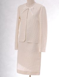 フォーマルドレスレンタル E-07 Valentino Suits / White