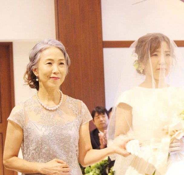 母親の結婚式ドレス写真館の母親のための結婚式用レンタルドレス一覧 