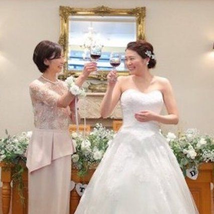 naomi-san4-e1499394964371.jpg.pagespeed.ce.TFOLLOFe4b | 結婚式の母親ドレス M&V for mother