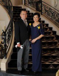 結婚式、花嫁のお母様は第二の主役！フォーマルドレスの装い