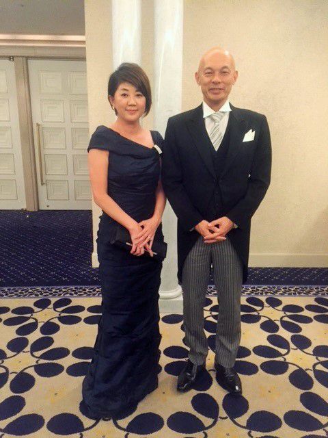 新婦のお母様・お父様ご夫婦でのフォーマルドレス・モーニングのご利用